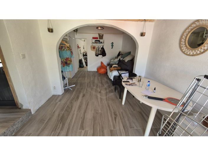 Image No.16-3 Bed House for sale