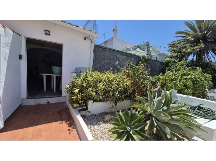 Image No.19-3 Bed House for sale