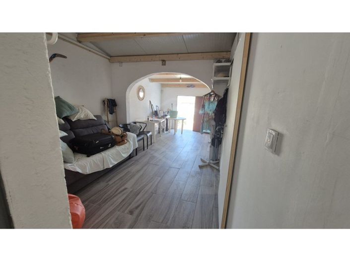 Image No.28-3 Bed House for sale