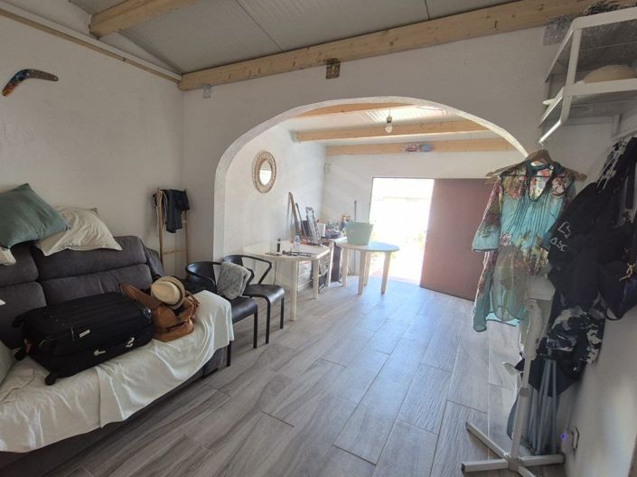 Image No.30-3 Bed House for sale