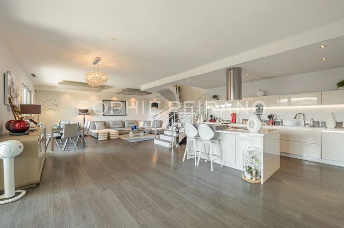 Image No.4-3 Bed House for sale