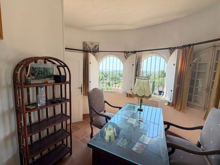 Image No.20-3 Bed House for sale