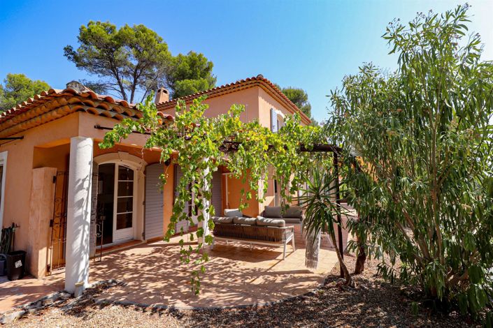 Image No.25-4 Bed House for sale