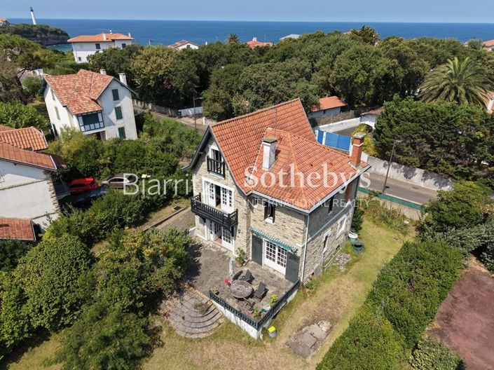Image No.12-5 Bed House for sale