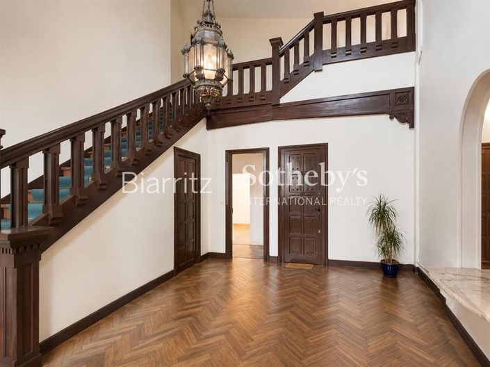 Image No.5-4 Bed Apartment for sale