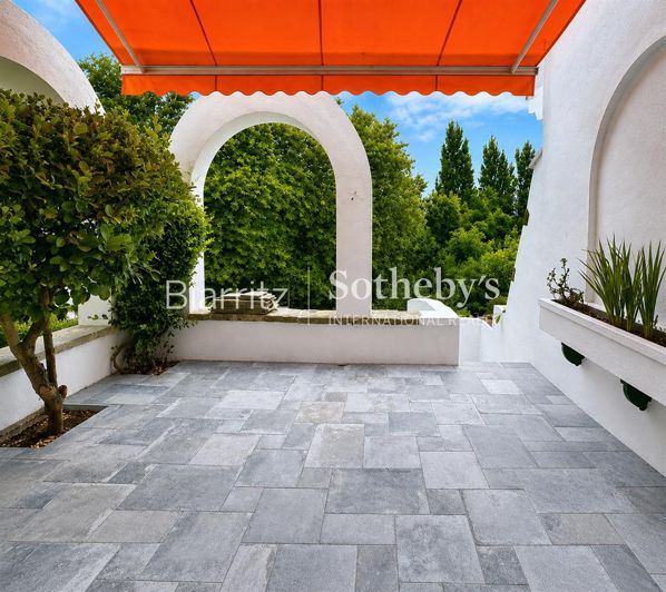 Image No.8-4 Bed Apartment for sale
