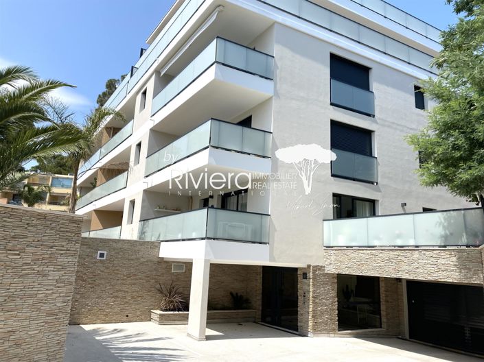 Image No.16-3 Bed Apartment for sale