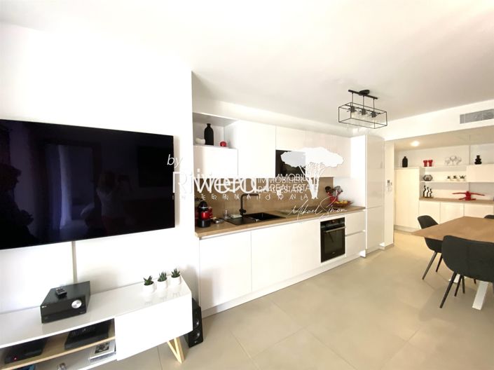 Image No.8-3 Bed Apartment for sale