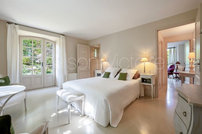 Image No.26-7 Bed House for sale
