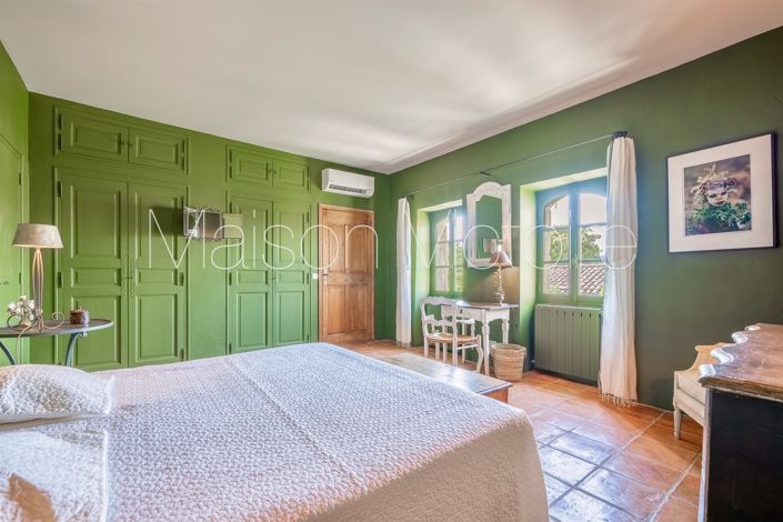 Image No.29-7 Bed House for sale