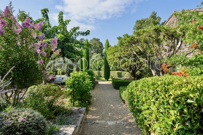 Image No.8-7 Bed House for sale