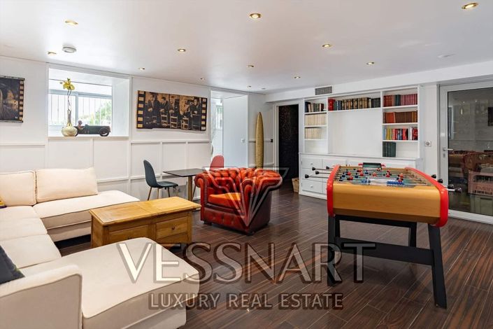 Image No.17-4 Bed House for sale