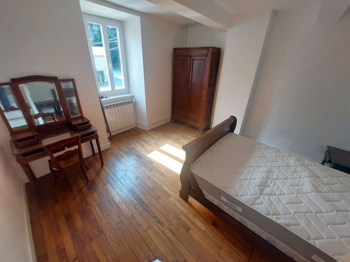 Image No.8-4 Bed House for sale