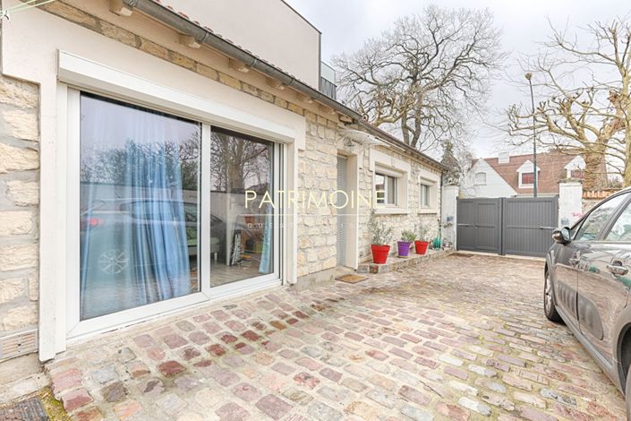 Image No.3-2 Bed House for sale