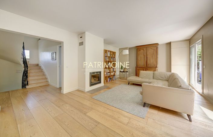 Image No.9-4 Bed House for sale