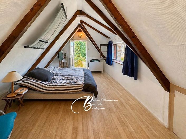 Image No.12-7 Bed House for sale