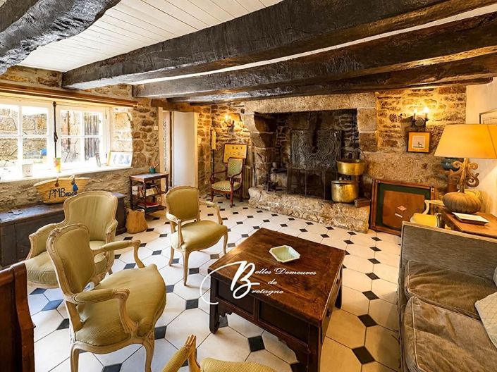 Image No.4-7 Bed House for sale