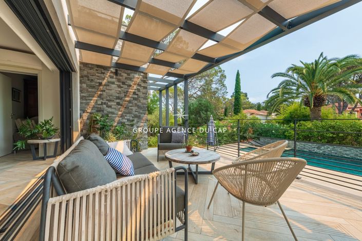 Image No.3-6 Bed House for sale