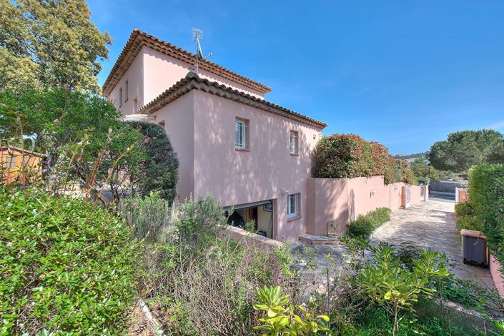 Image No.16-4 Bed House for sale