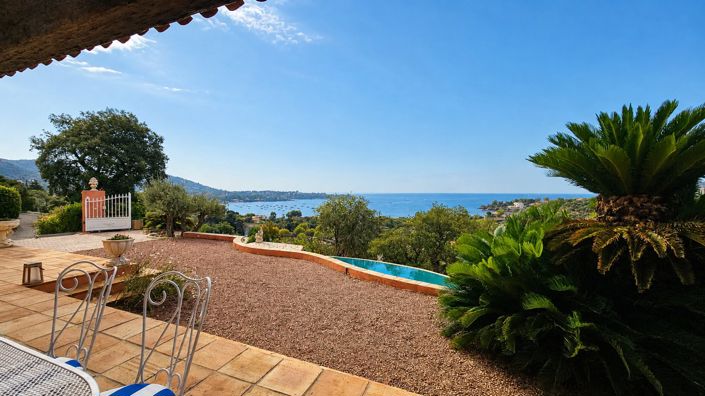 Image No.17-3 Bed House for sale