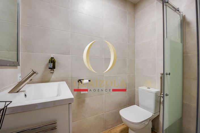 Image No.5-3 Bed House for sale