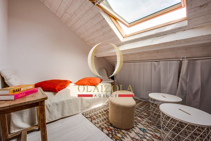 Image No.8-3 Bed House for sale
