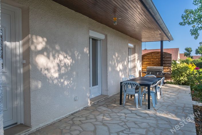 Image No.17-5 Bed House for sale