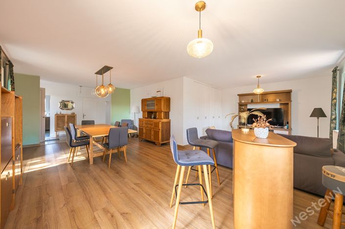 Image No.3-5 Bed House for sale
