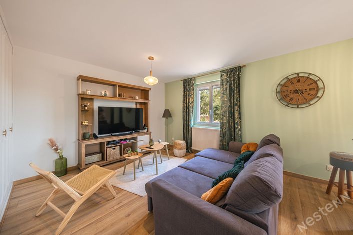 Image No.5-5 Bed House for sale