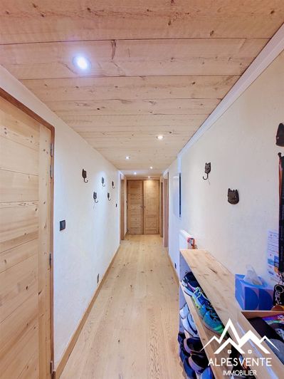 Image No.9-3 Bed Apartment for sale