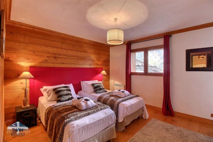 Image No.13-5 Bed House for sale