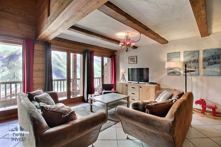 Image No.3-5 Bed House for sale