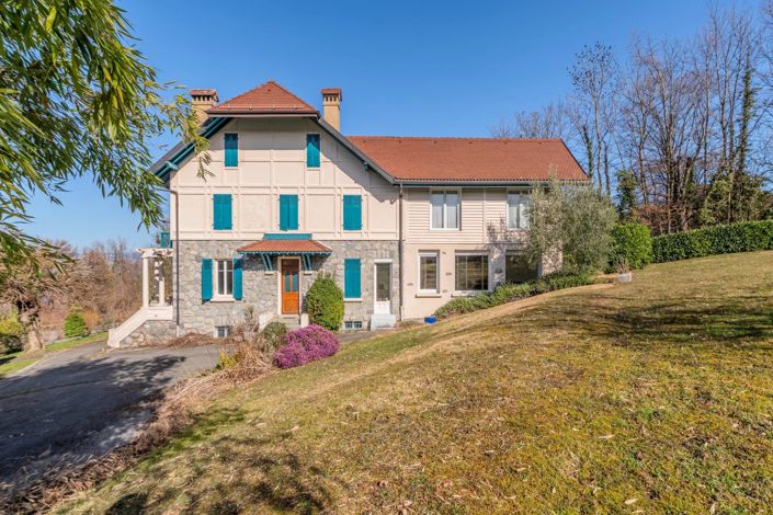 Image No.2-6 Bed House for sale