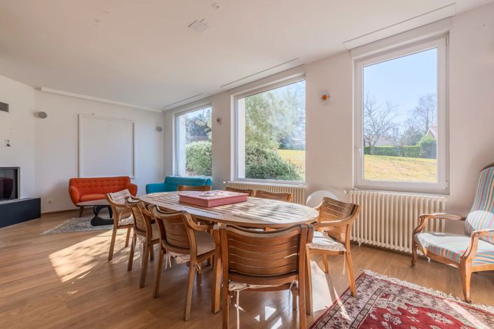 Image No.6-6 Bed House for sale