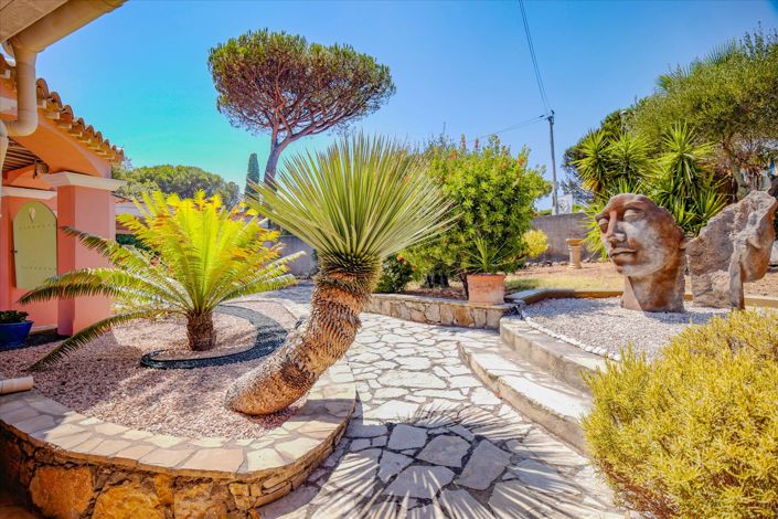 Image No.5-3 Bed House for sale