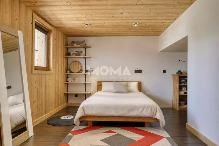 Image No.9-3 Bed House for sale