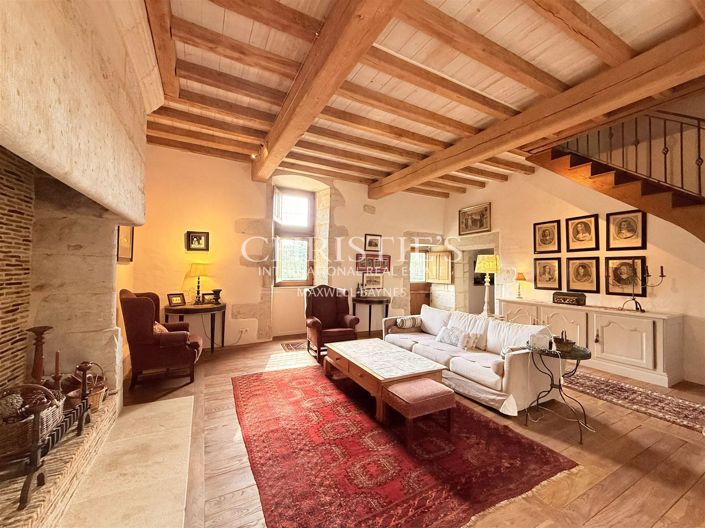 Image No.18-3 Bed House for sale