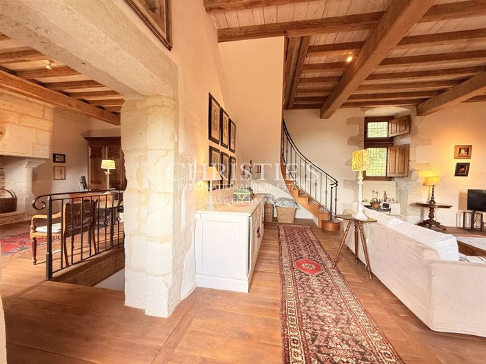 Image No.19-3 Bed House for sale