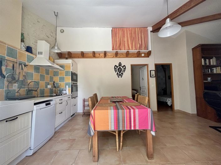 Image No.16-6 Bed House for sale