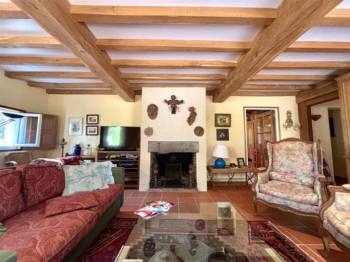 Image No.14-8 Bed House for sale