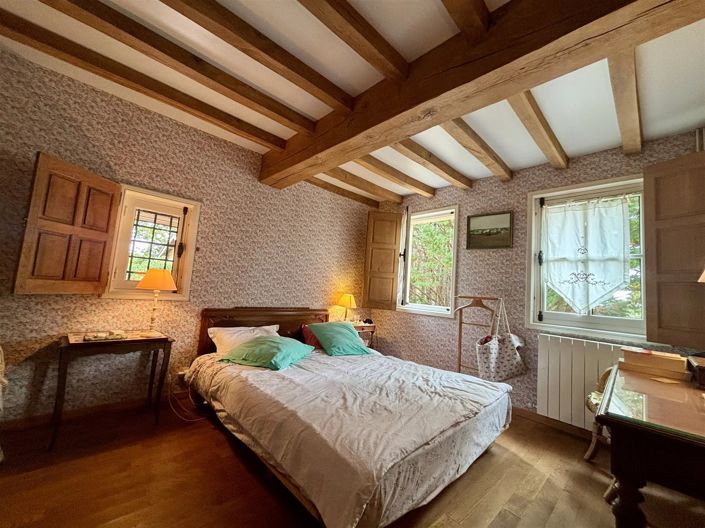 Image No.19-8 Bed House for sale