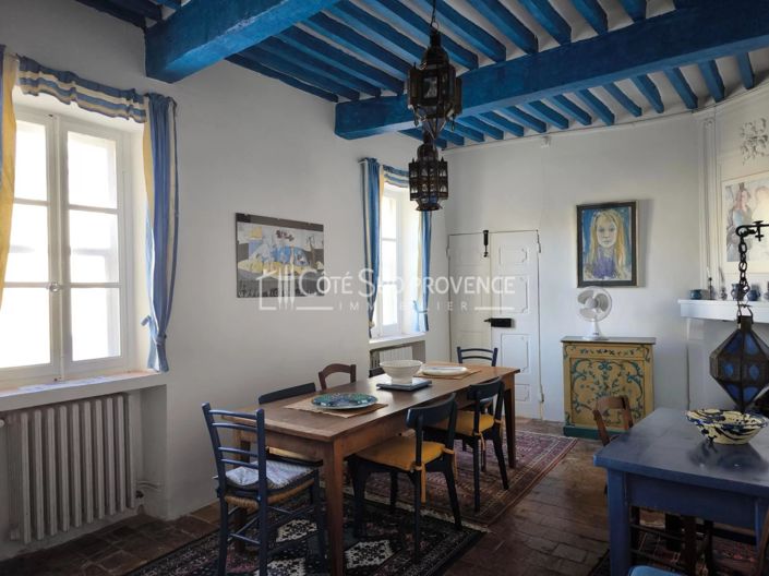 Image No.12-4 Bed Property for sale
