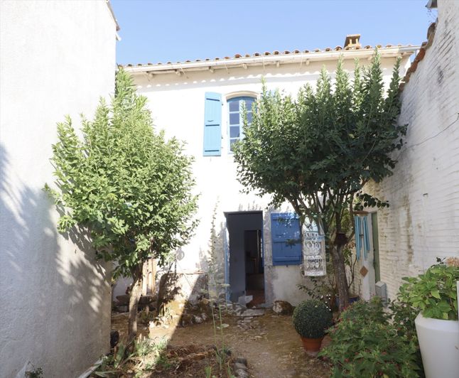 Image No.14-4 Bed House for sale