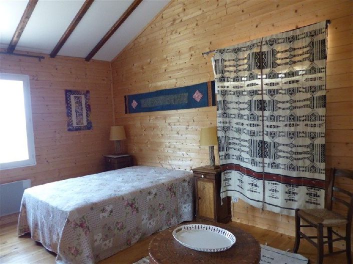 Image No.8-2 Bed House for sale