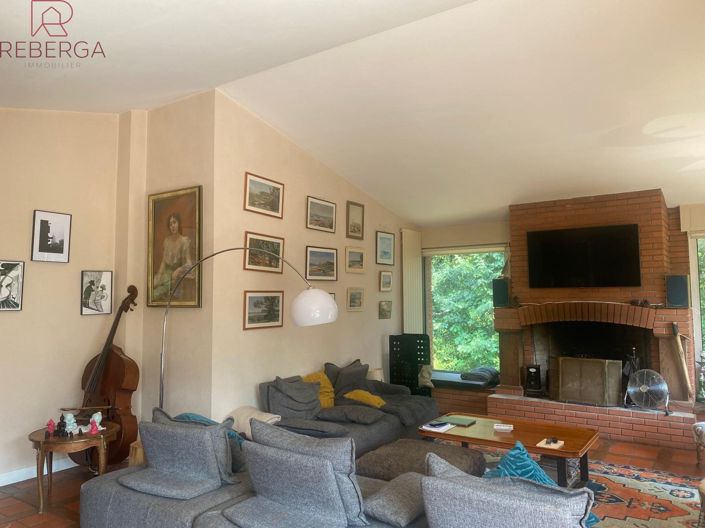 Image No.5-5 Bed House for sale