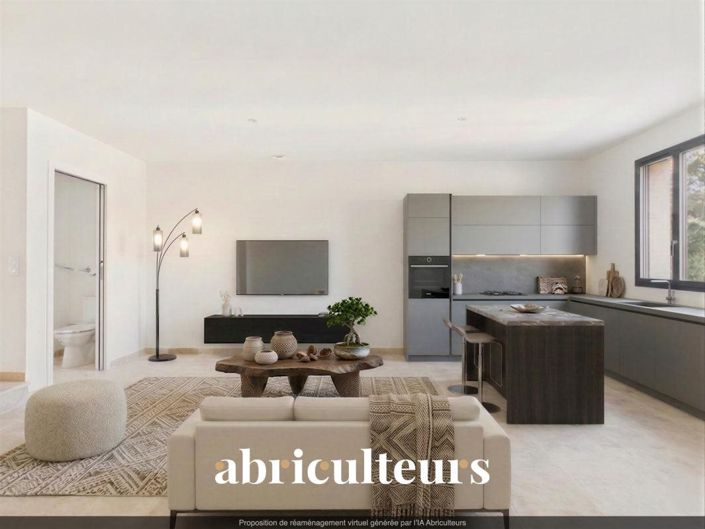 Image No.6-2 Bed House for sale