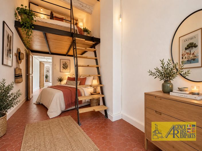 Image No.18-3 Bed Apartment for sale