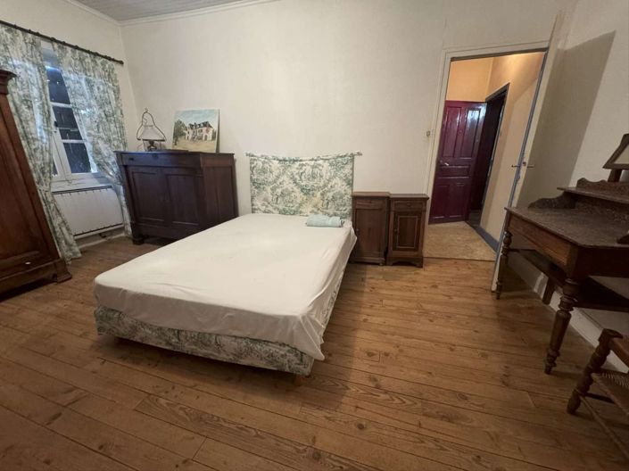 Image No.33-4 Bed House for sale
