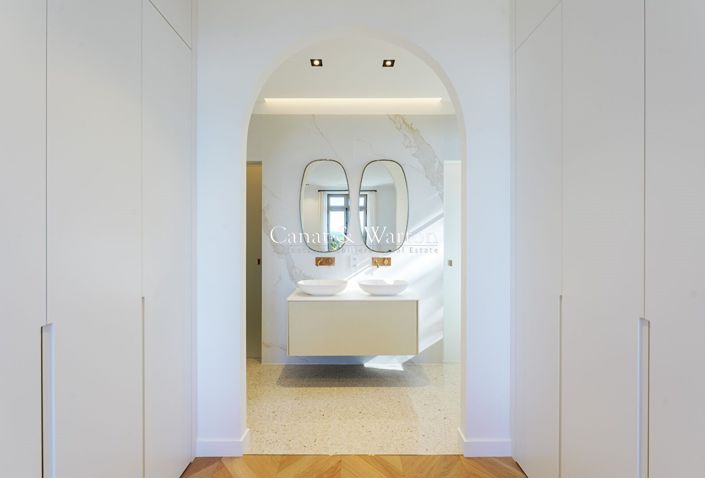 Image No.12-6 Bed House for sale