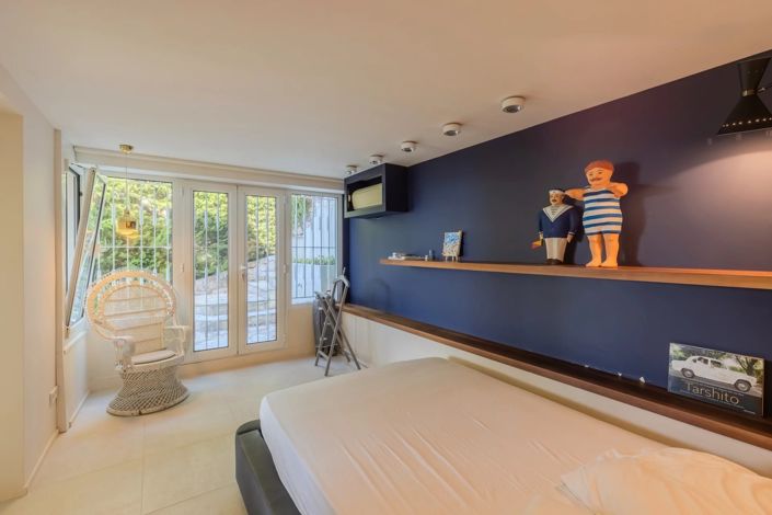Image No.16-4 Bed House for sale